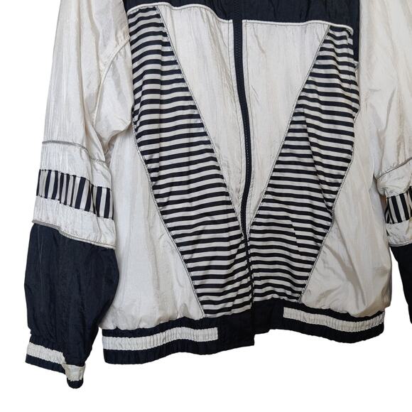 Vintage Black and White Sunterra Jacket - Picture 5 of 16